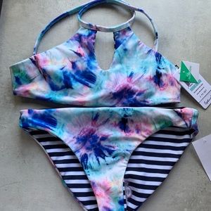 Splendid tie dye reversible bikini 🌸💙